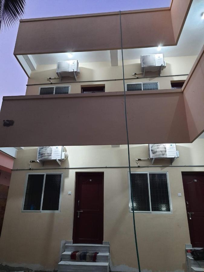 Raghavi Tourist Home Канниякумари Экстерьер фото