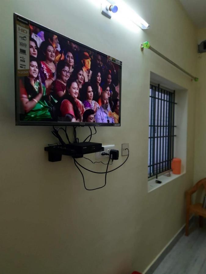 Raghavi Tourist Home Канниякумари Экстерьер фото